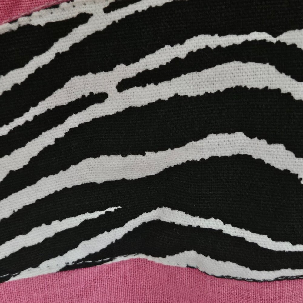 NWT Wine Opener My Favorite Kitchen Utensil Apron in Hot Pink & Zebra Print - Picture 9 of 10